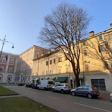 Questa Casa Non è Un Modena